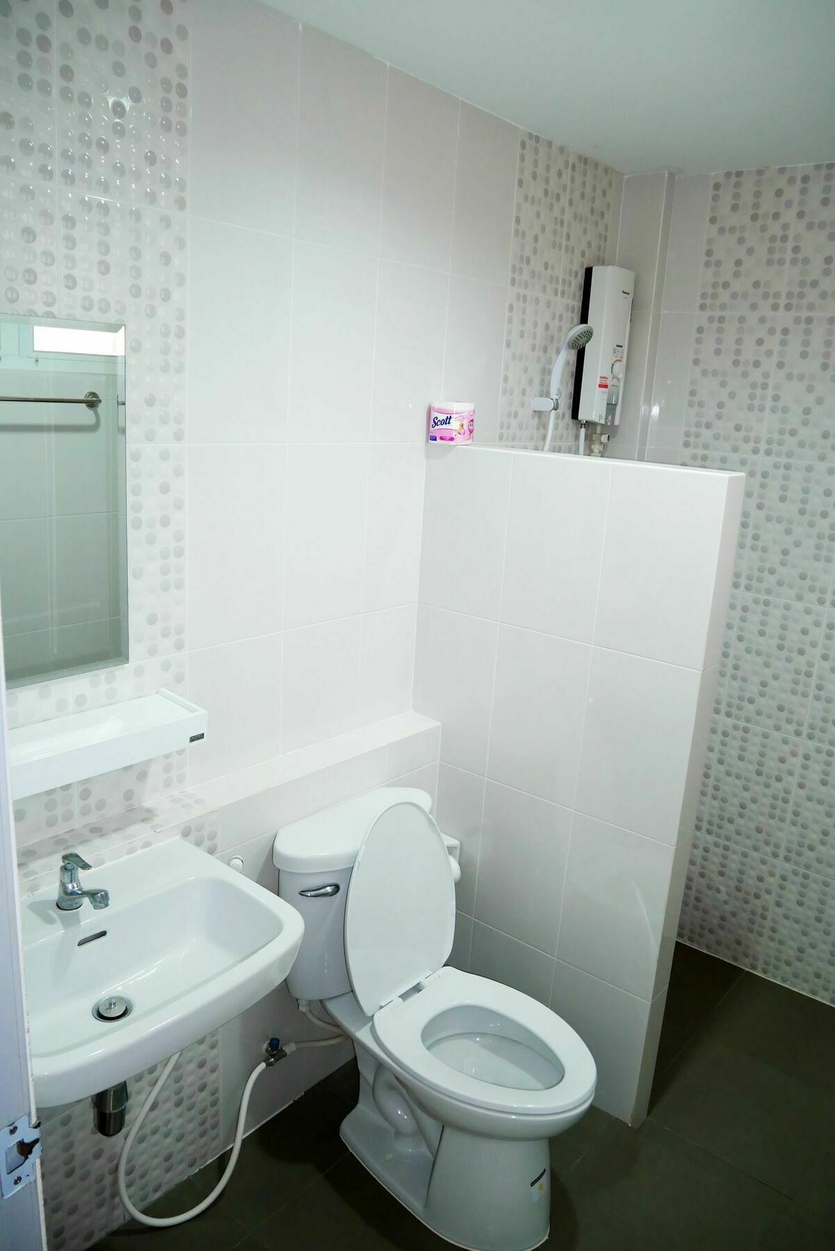 Bann Rumyen Klang Dong Phayayen Экстерьер фото
